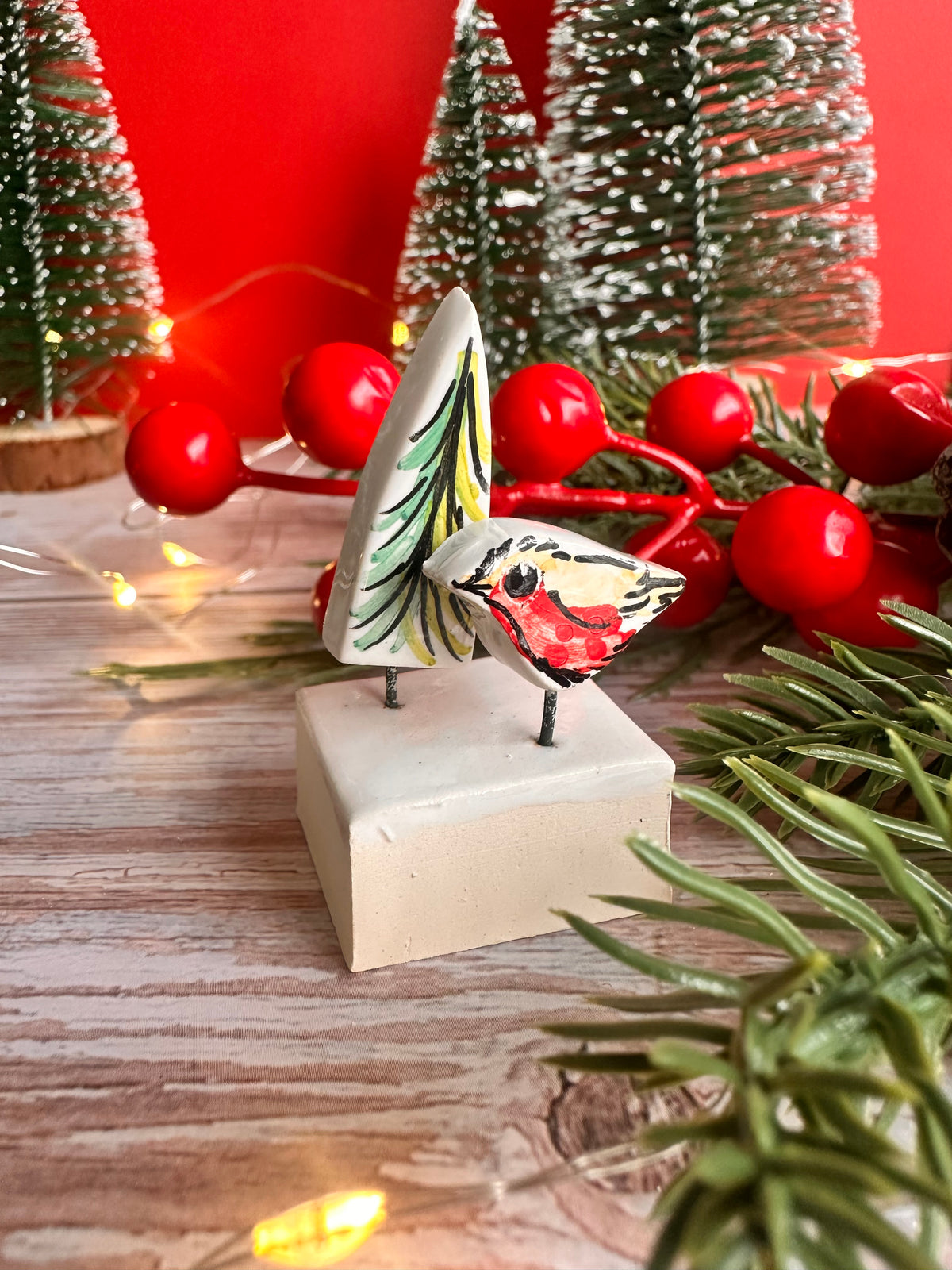 Tiny Robin Scene Ornament