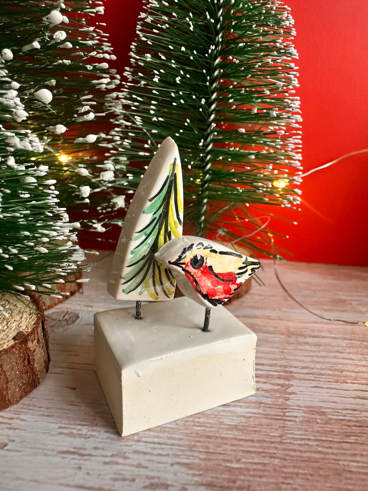 Tiny Robin Scene Ornament