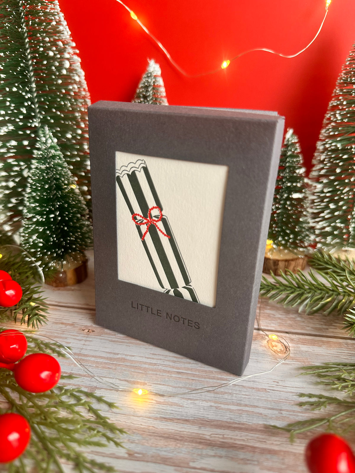 Crackers Notecard Set