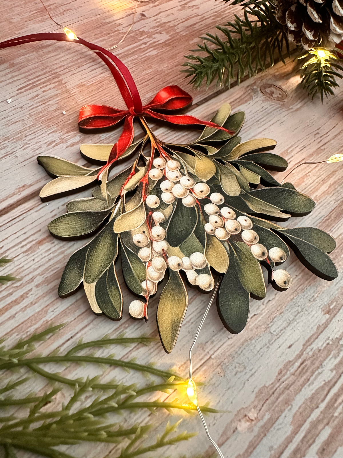 Beautiful Wooden Mistletoe Bough Hanging Decoration